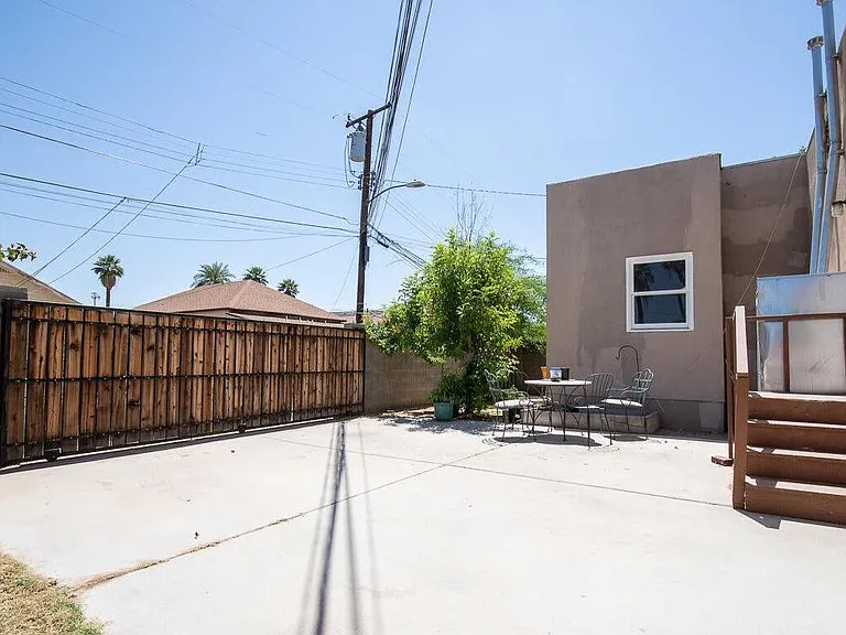 137 N 11th Ave #A — Photo 12