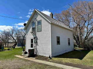 86 Lilly St, Drake, ND 58736