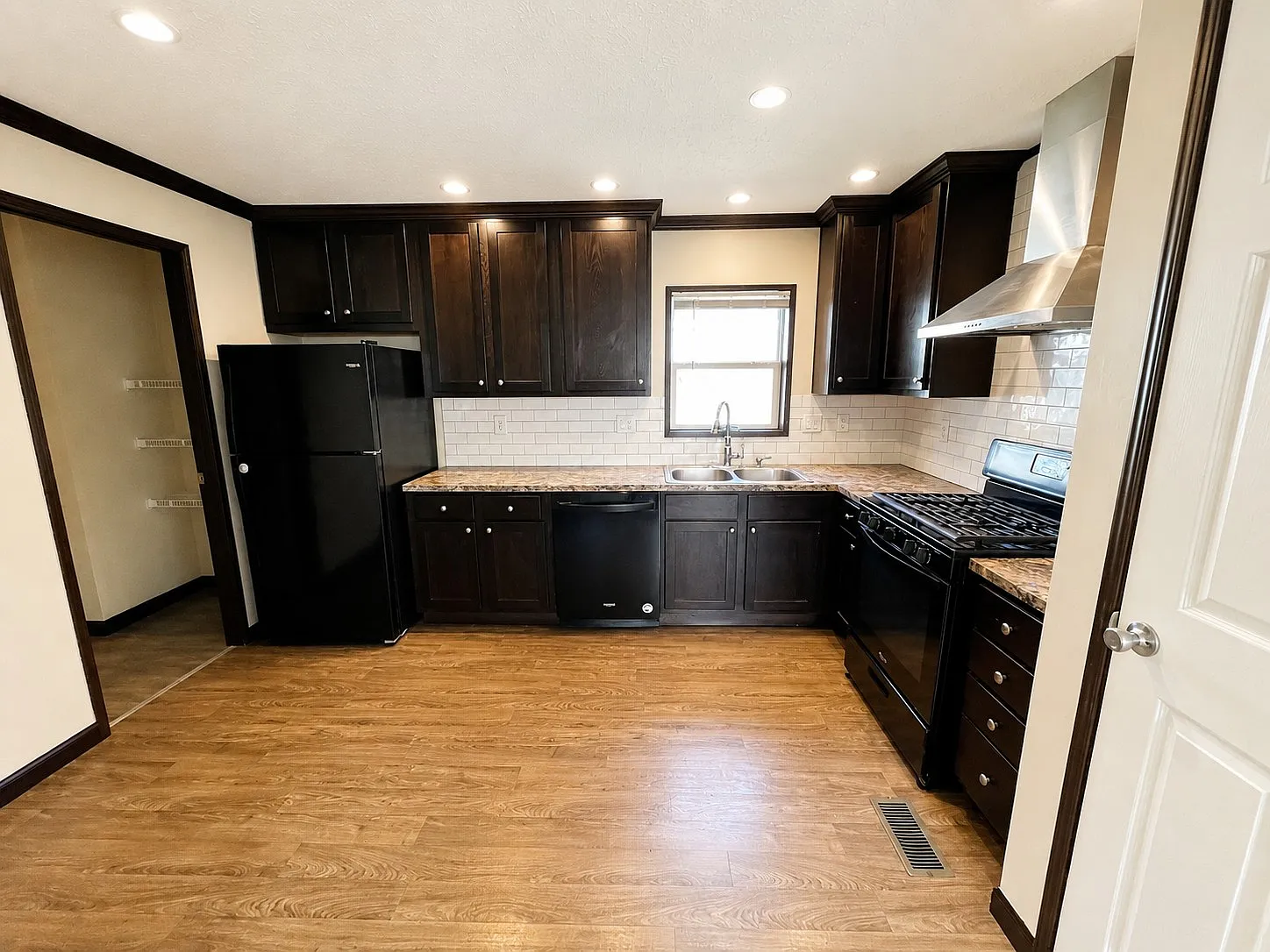 Low Downpayment - Financing Available! — Photo 1