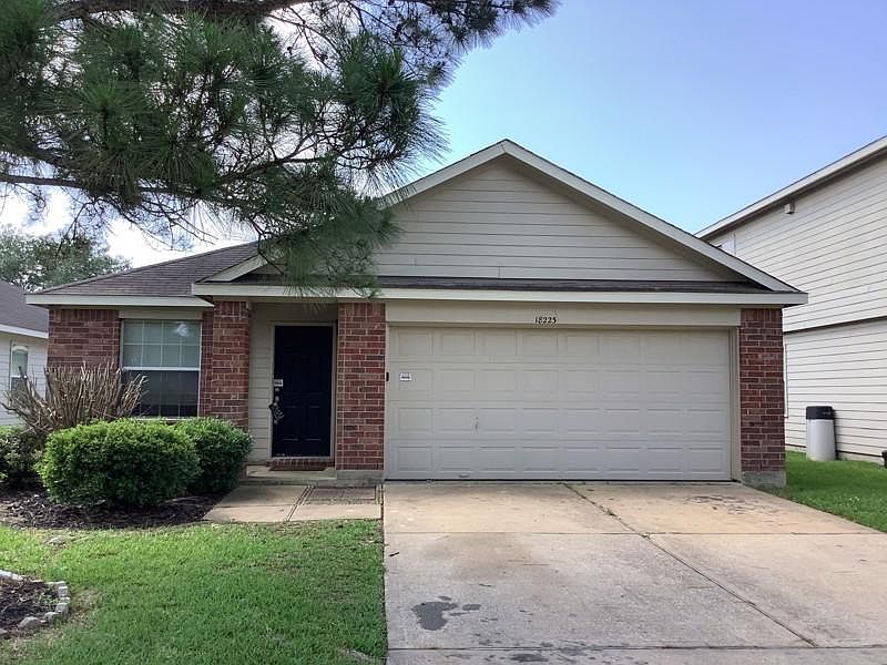 1st image of 18224 Barkers Crest Dr