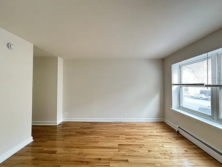 6830 N Sheridan Rd #452 — Photo 9