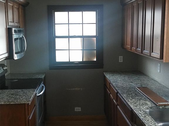 4th image of 2635 Merrimac Blvd