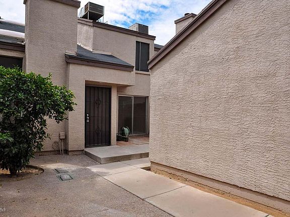 4th image of 3315 E Lavey Ln Unit 106