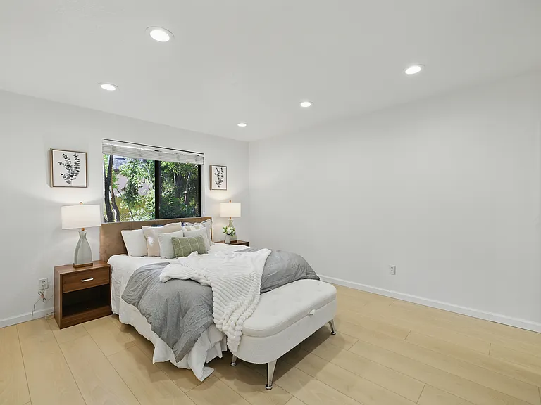 4033 Ralston Cmn — Photo 30