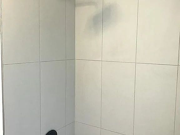 2nd image of 369 Linwood Ave