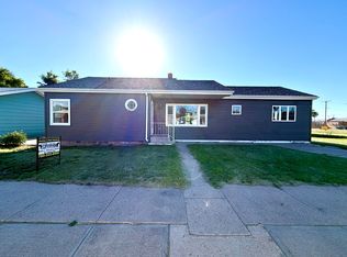 407 Bonner St, Stratton, NE 69043