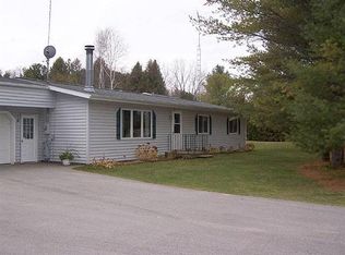 1936 Cedar Cir, Sturgeon Bay, WI 54235