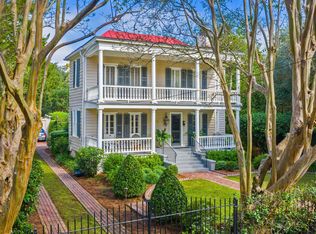 108 Tradd St, Charleston, SC 29401