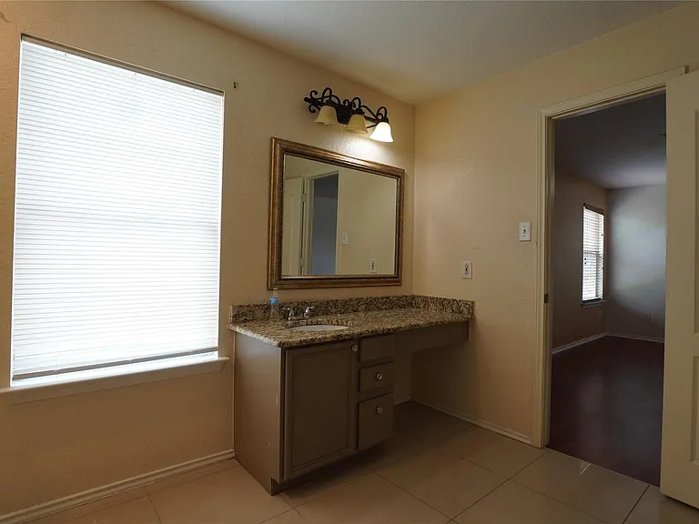 5600 War Admiral Dr — Photo 28