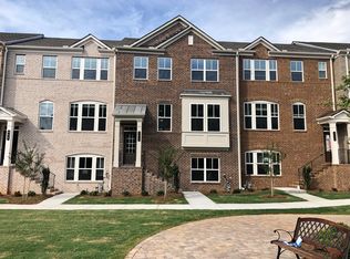 870 Sunset Park Dr, Suwanee, GA 30024