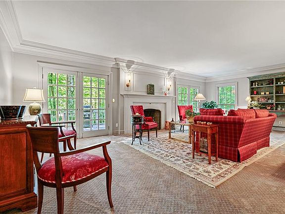 4th image of 108 Partridge Ln