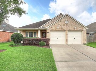 875 Falling Springs Ln, League City, TX 77573