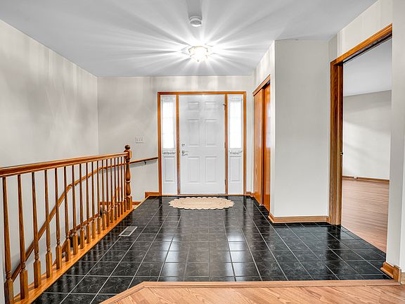 4th image of 21364 Silktree Cir #21364