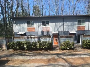 6489 Parton Ct #B, Peachtree Corners, GA 30092