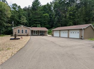 362 Palmer Rd, Butler, PA 16001