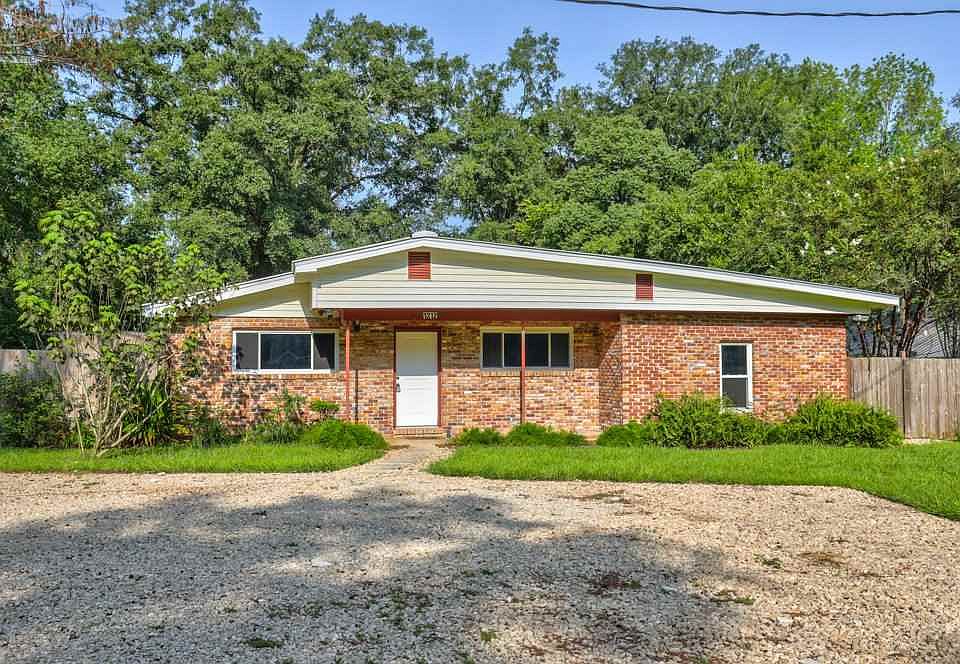1st image of 1212 Cay Ln