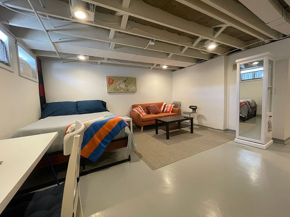 Living/Bedroom