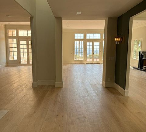 5th image of 2222 Canyonback Rd