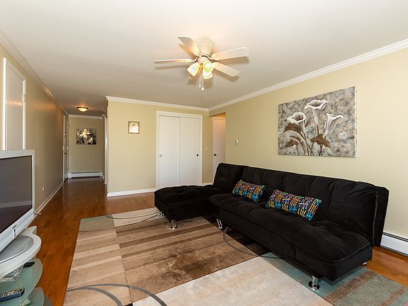 4th image of 8854 N Grace Ave APT 3NE