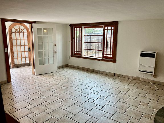 4th image of 2400 A St #1315