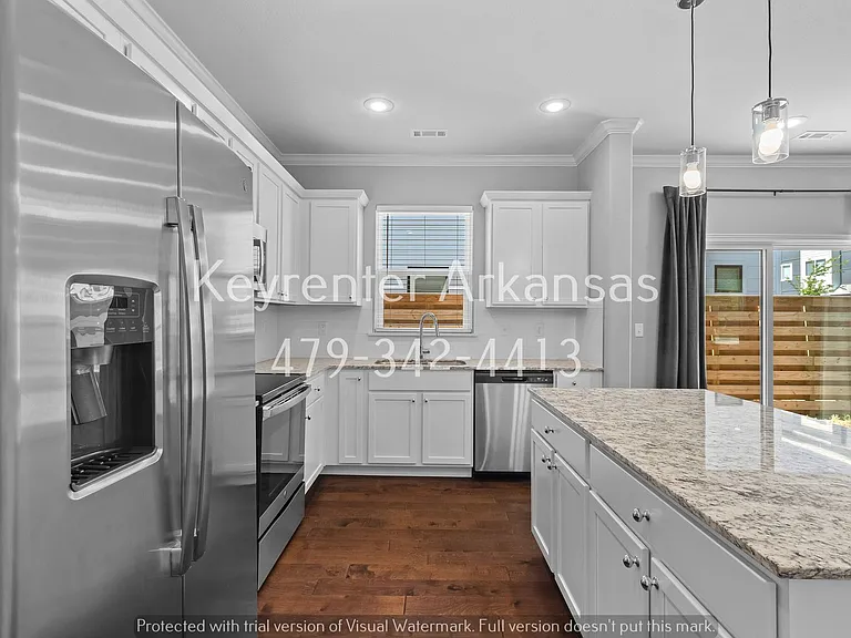 1434 N Oakland Ave — Photo 13