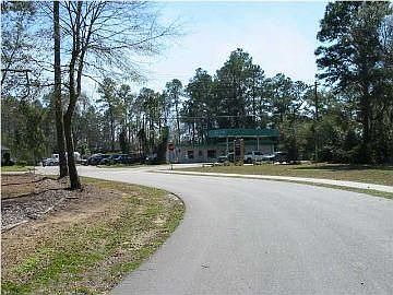 2nd image of 3130 Maybank Hwy