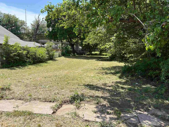 427 N Minnesota Ave, Wichita, KS 67214