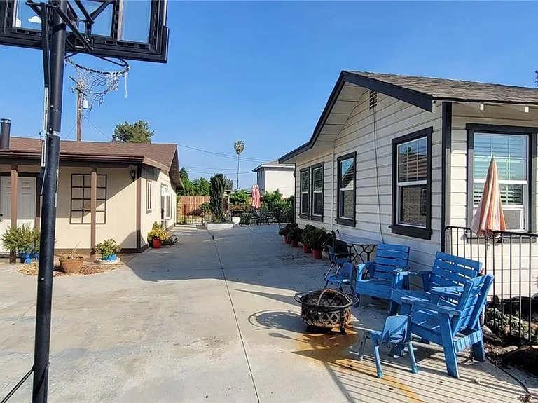 635 Idyllwild Dr — Photo 3