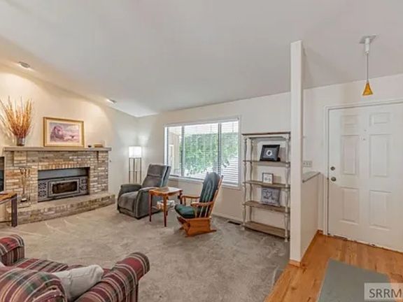 2nd image of 3112 Escalante Ave
