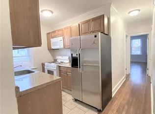 39 Rockland Ave APT 11, Malden, MA 02148