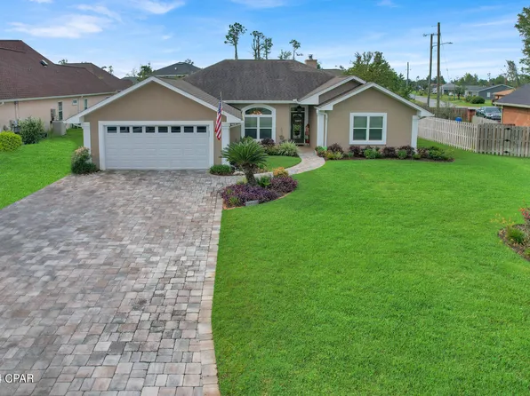 3242 Country Club Dr, Lynn Haven, FL 32444