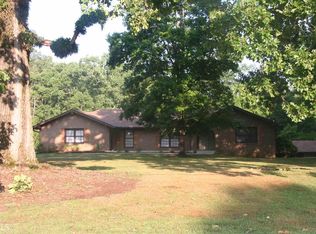 105 River Forest Dr, Fayetteville, GA 30214