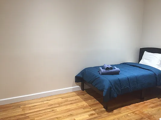 Rented by Smart City Real Estate LLC | media 64