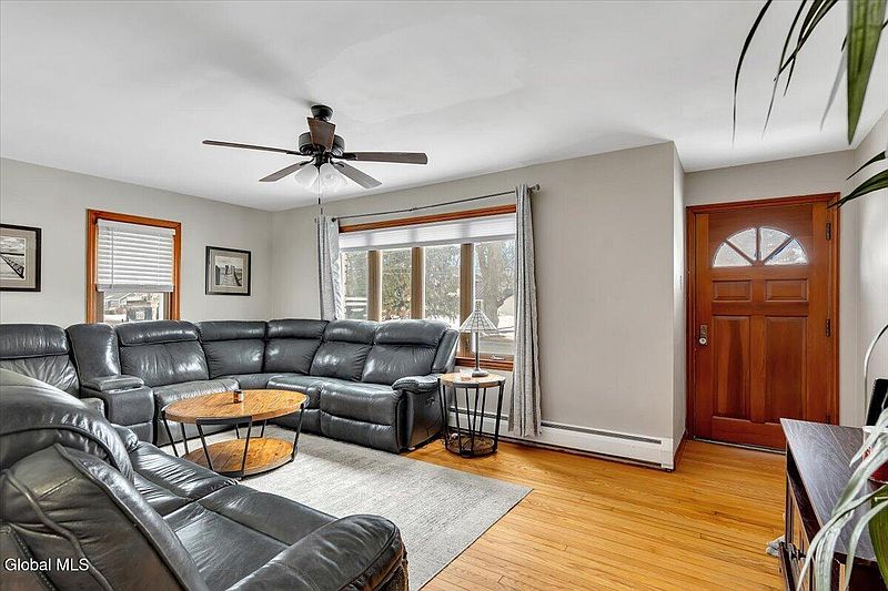 4th image of 226 Consaul Road