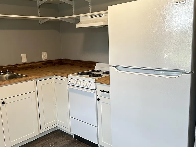 280 Central Ave #428 — Photo 10