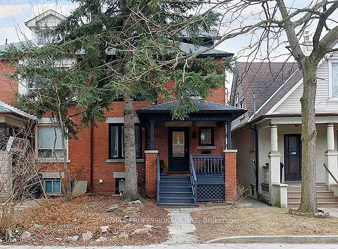 23 Radford Ave #3