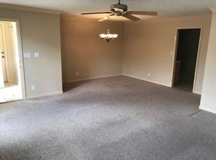 113 Picadilly Dr, Talladega, AL 35160