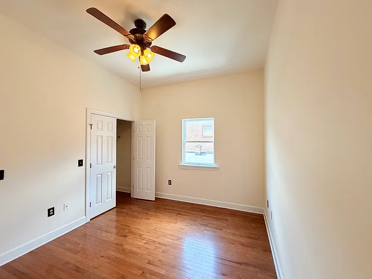 37 W Market St #2C — Photo 3
