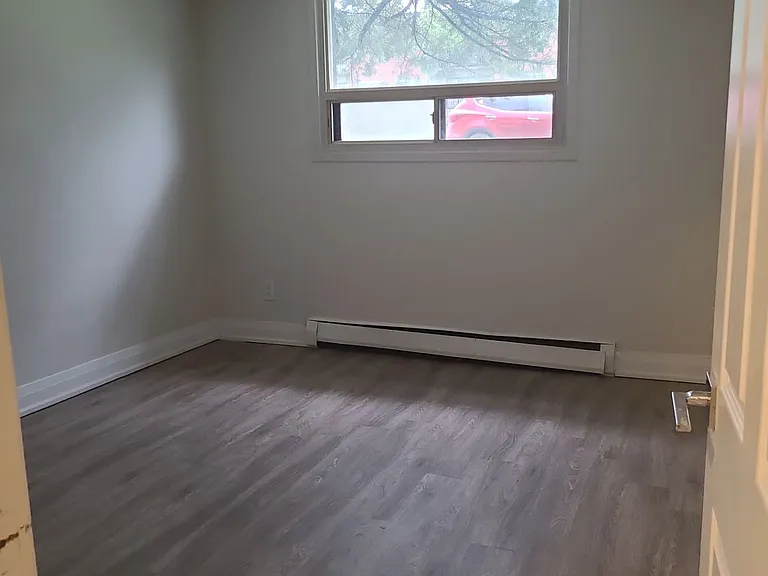 280 Lorne Ave #3 — Photo 8