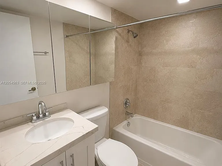 200 Berkley Rd #213 — Photo 9
