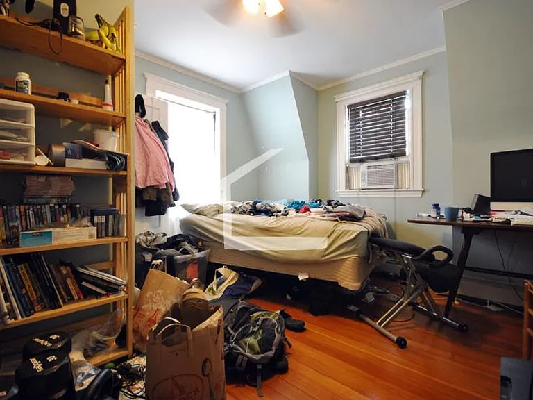 11 Burton St #9 — Photo 8