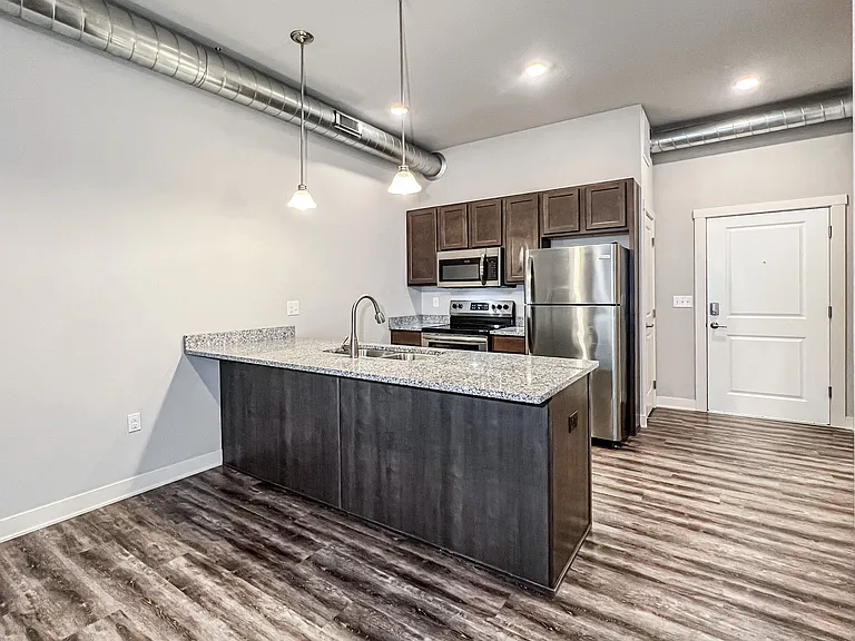 Uptown Lofts — Photo 16
