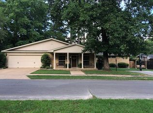 25 Harding Dr, Searcy, AR 72143