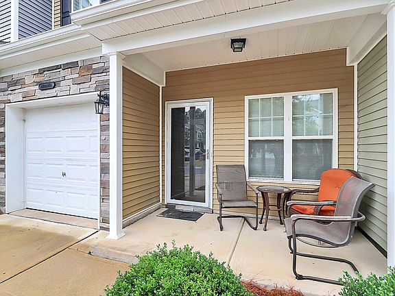2nd image of 11109 Pettus Ct