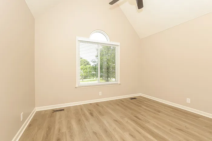 415 Country Village Dr — Photo 9
