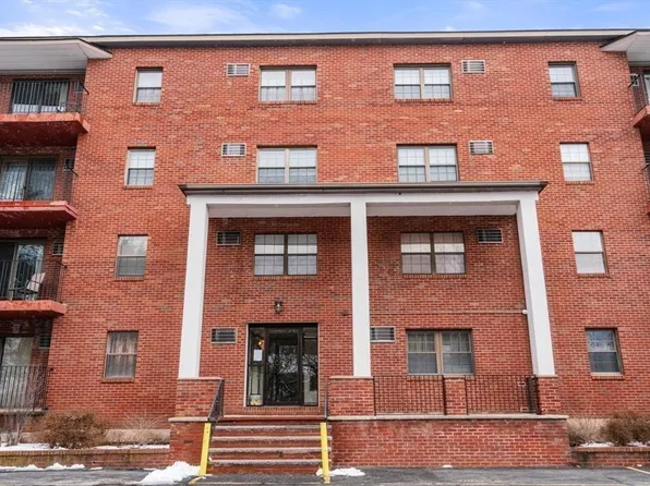 16 Winter St APT 41C, Waltham, MA 02451