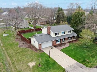 14255 W Rogers Dr, New Berlin, WI 53151