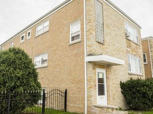 8443 W Cermak Rd, North Riverside, IL 60546