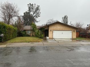 2583 Velia St, Redding, CA 96002