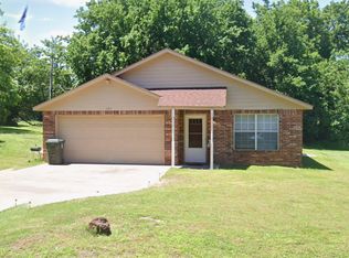 609 N 16th St, Muskogee, OK 74401